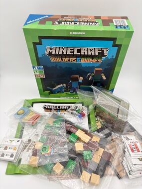 Ravensburger Minecraft Builders & Biomes Board Game - Complete!